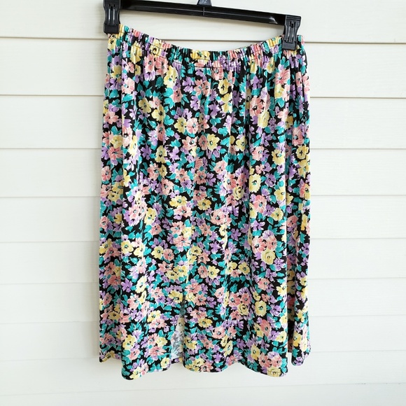 Vintage 80s Floral A-Line Skirt w/ side pockets - Picture 4 of 6